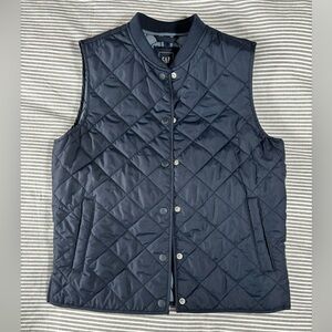 EUC! GAP Navy Blue Women’s Quilted Vest size small